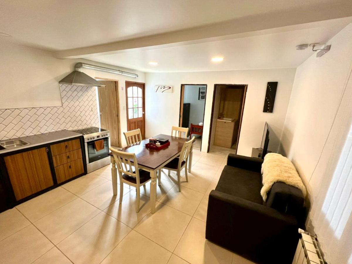 Moderno Departamento Completo, Versatil Y Espacioso Apartment อูซัวยา ภายนอก รูปภาพ